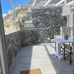 Milesian Adamantas (Milos)