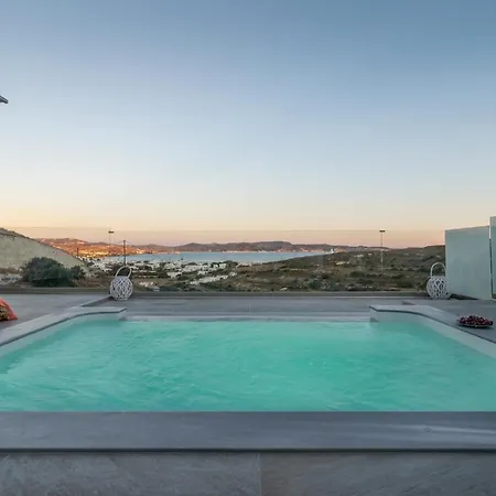 Milesian Apartment Adamantas (Milos)