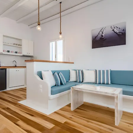 Apartment Milesian Adamantas (Milos)